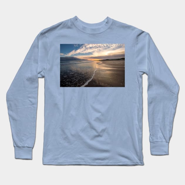 December daybreak at Druridge Bay Long Sleeve T-Shirt by Violaman